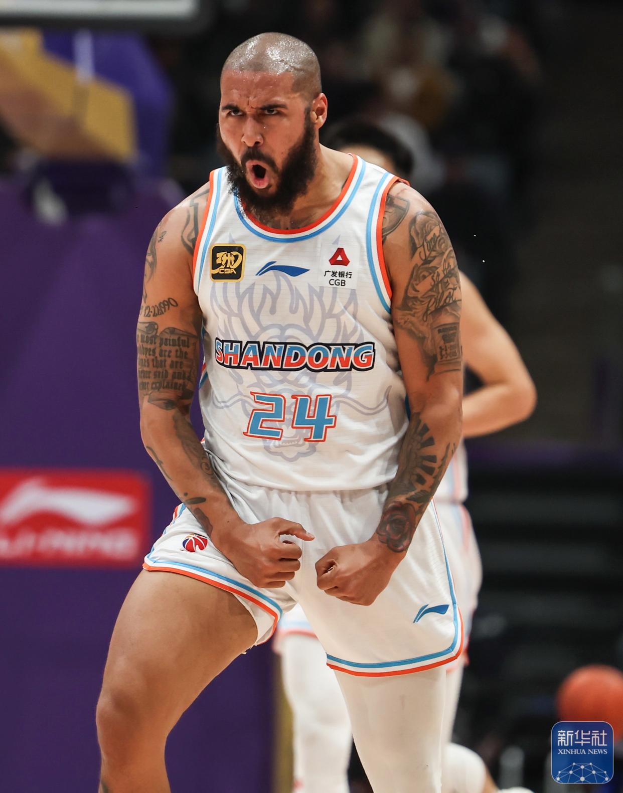 九游体育下载-今晨CBA季后赛焦点战，门兴格拉德巴赫临场应变，压力陡增，控场能力受关注(CBA激战迎终章)