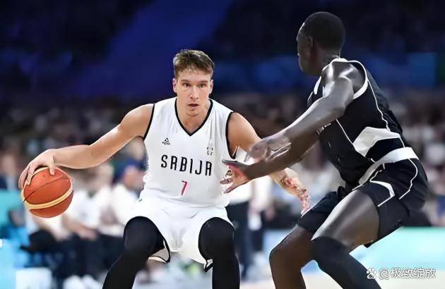 九游娱乐-关于今夜芝加哥公牛调整名单以备欧篮联；复出首秀环节打磨；气氛紧张；赛季目标并未改变的信息