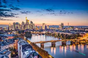 九游体育入口-法兰克福国际龙舟赛暨法兰克福中国节开幕